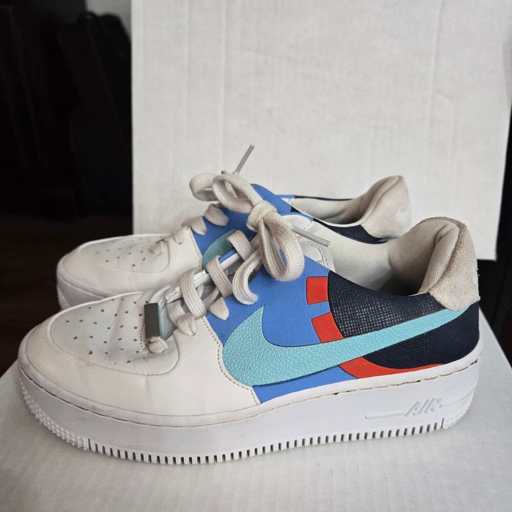 Nike Air Force 1 Sage Low Women's Sneakers - Size 6